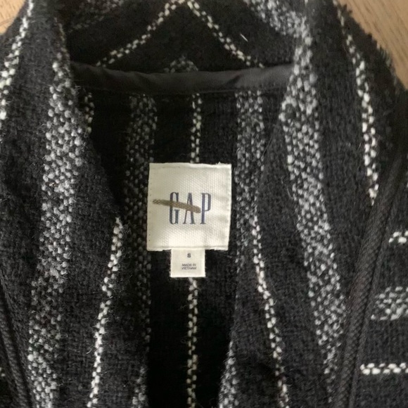 Gap striped belted jacket with pockets. Wool/acrylic blend. Size S. - Picture 3 of 5